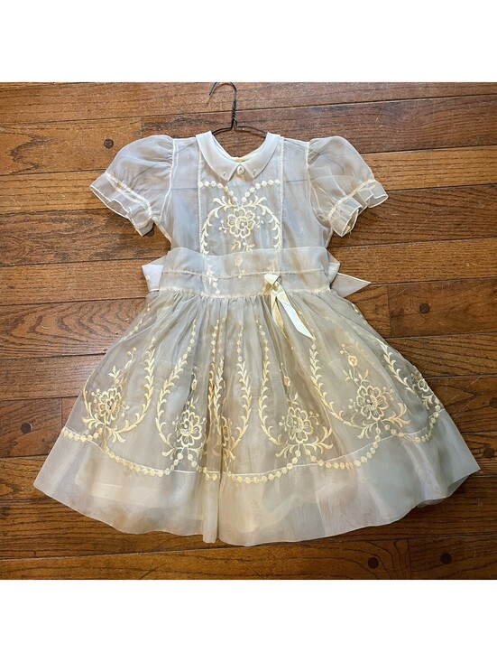 Vintage Other - VTG Girls Sheer White Dress 50s 60s 1st Communion Flower Girl Wedding Size 5?